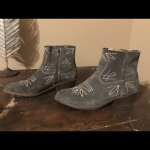 Lucky Brand gray suede booties